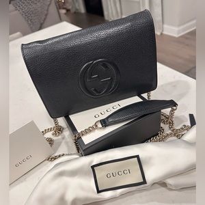 Gucci soho wallet on chain